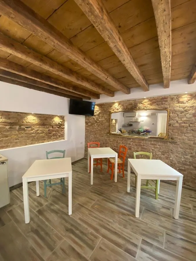 B&B Incalle Chioggia 0*,